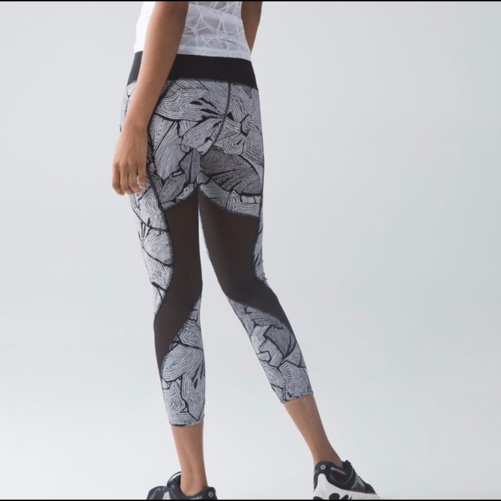 Lululemon Goal Crusher Dottie Tribe 7/8 Tight ~ 6